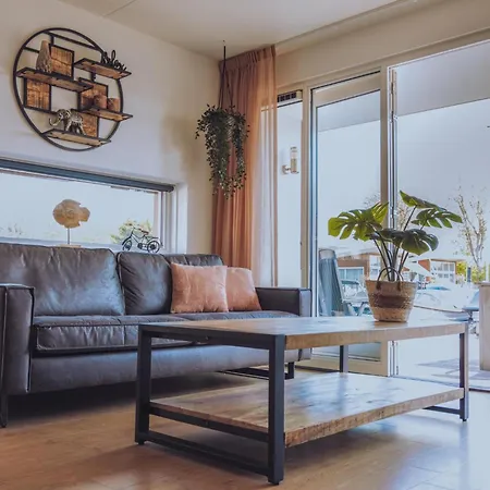 Casa de Férias Busch En Dam Uitgeest